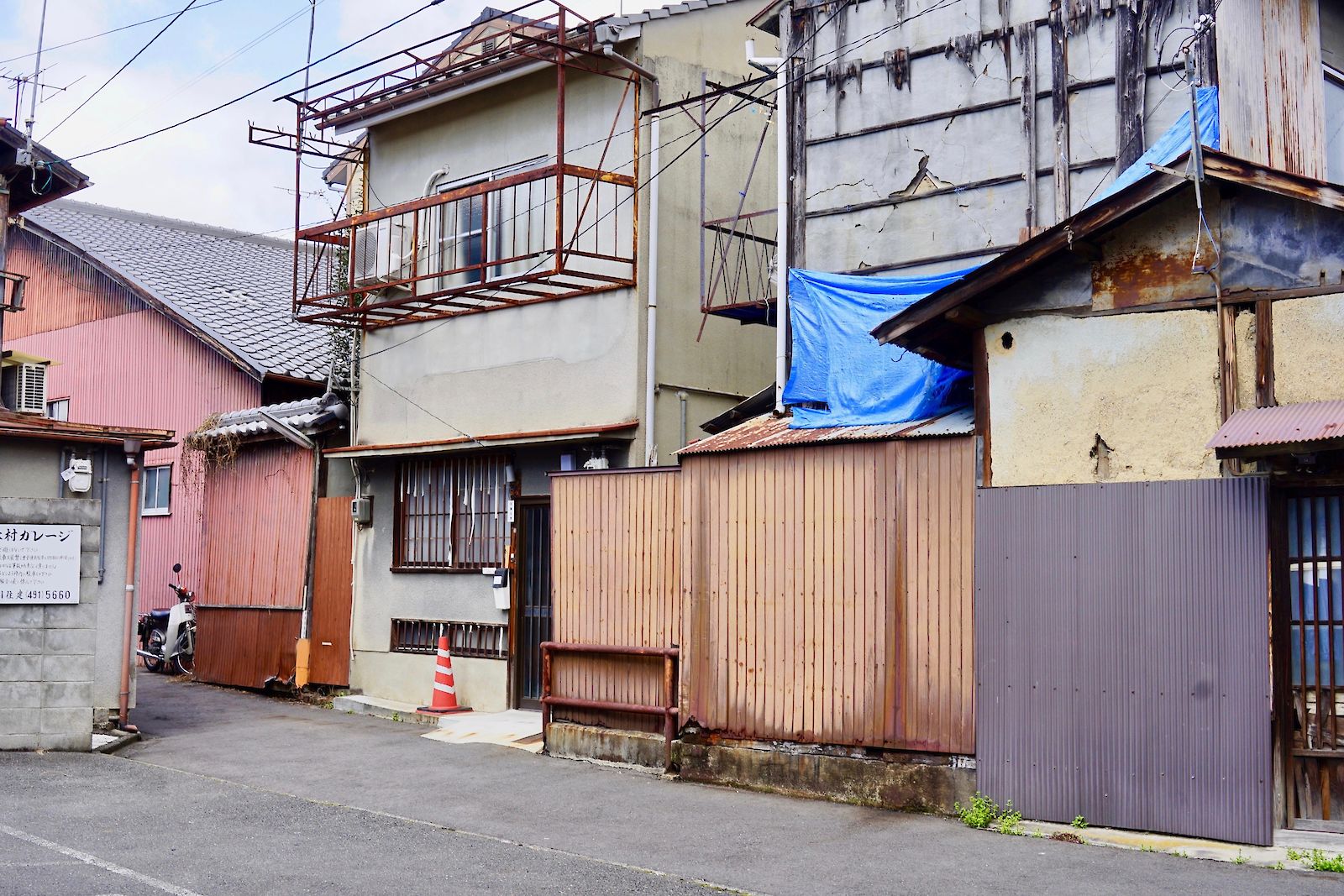 Crazy Houses
